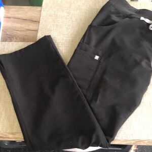 FIGS Black Kade Cargo Scrub Pants, Sz M